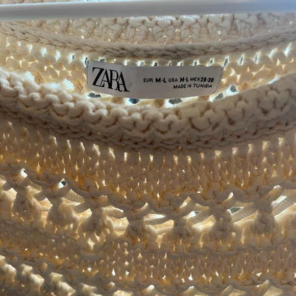 Zara Knit Sweater | Oversized Fit - Picture 2 of 5